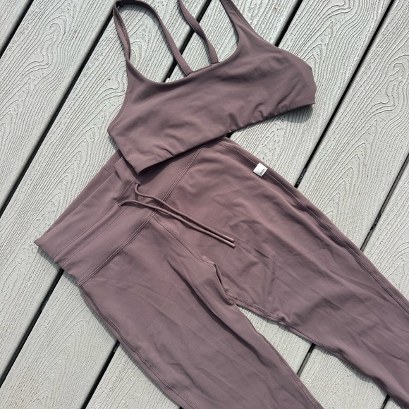 Vuori Yosemite Bra - Picture 2 of 5